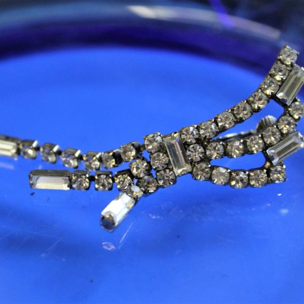 Vintage Clip on Clear Rhinestone Earrings